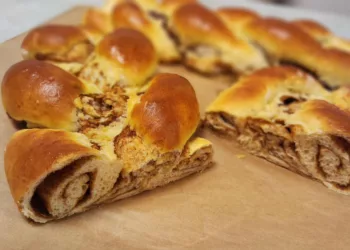 Nagyi féle fonott kalács recept – A fahéj illatú csoda, amely pillanatok alatt elfogy