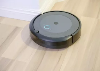 Melyik robotporszívó illik hozzád? Vásárlási tippek és összehasonlítás: Xiaomi vs. Philips vs. iRobot