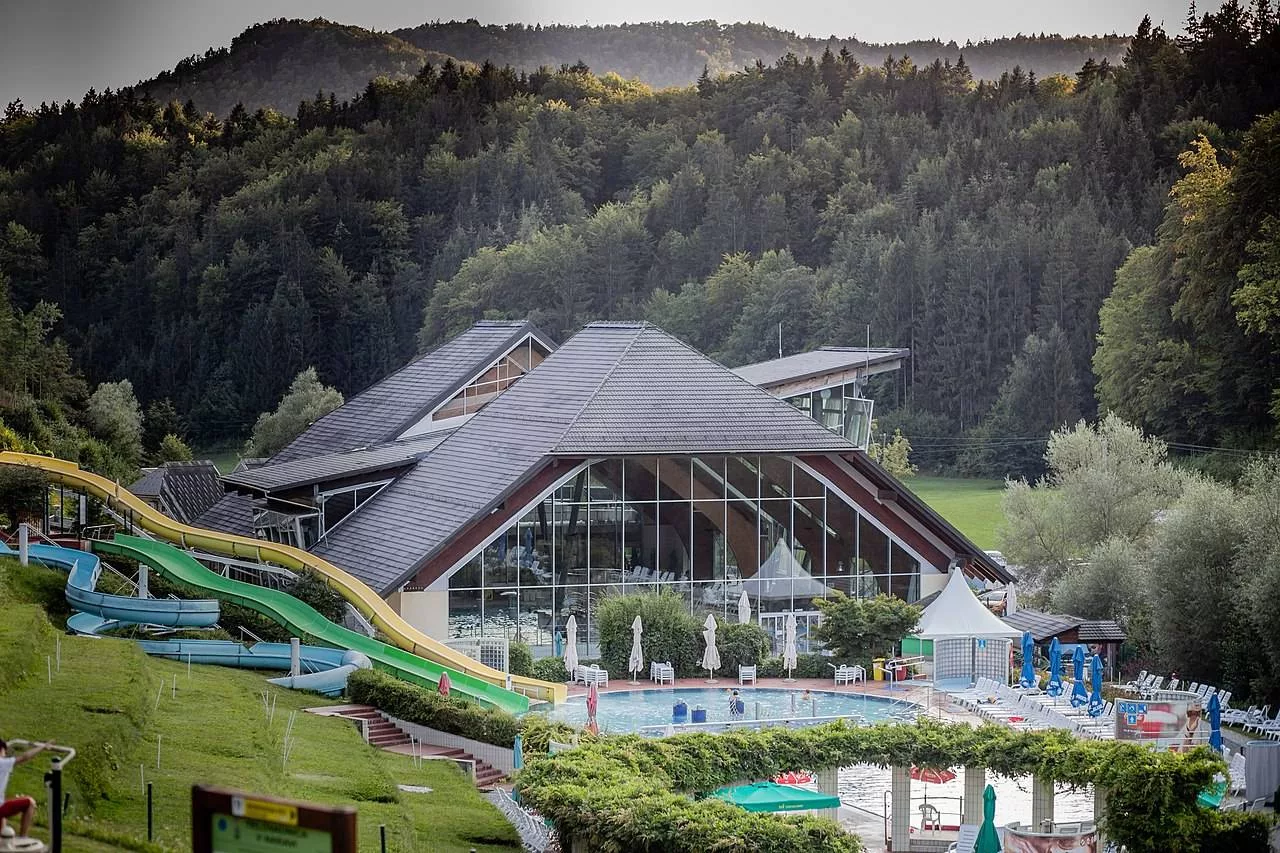 Terme Snovik – Szlovénia rejtett csodája, alpesi wellness testközelből