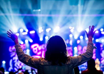 Humoros bulikalauz 40 felett az éjszakában – rövid buli, hosszú másnap