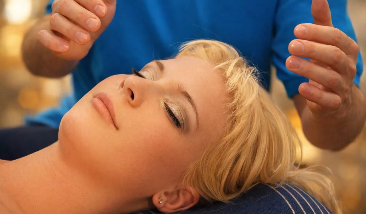 Access Bars terápia – divatos csodamódszer vagy valódi stresszoldás?