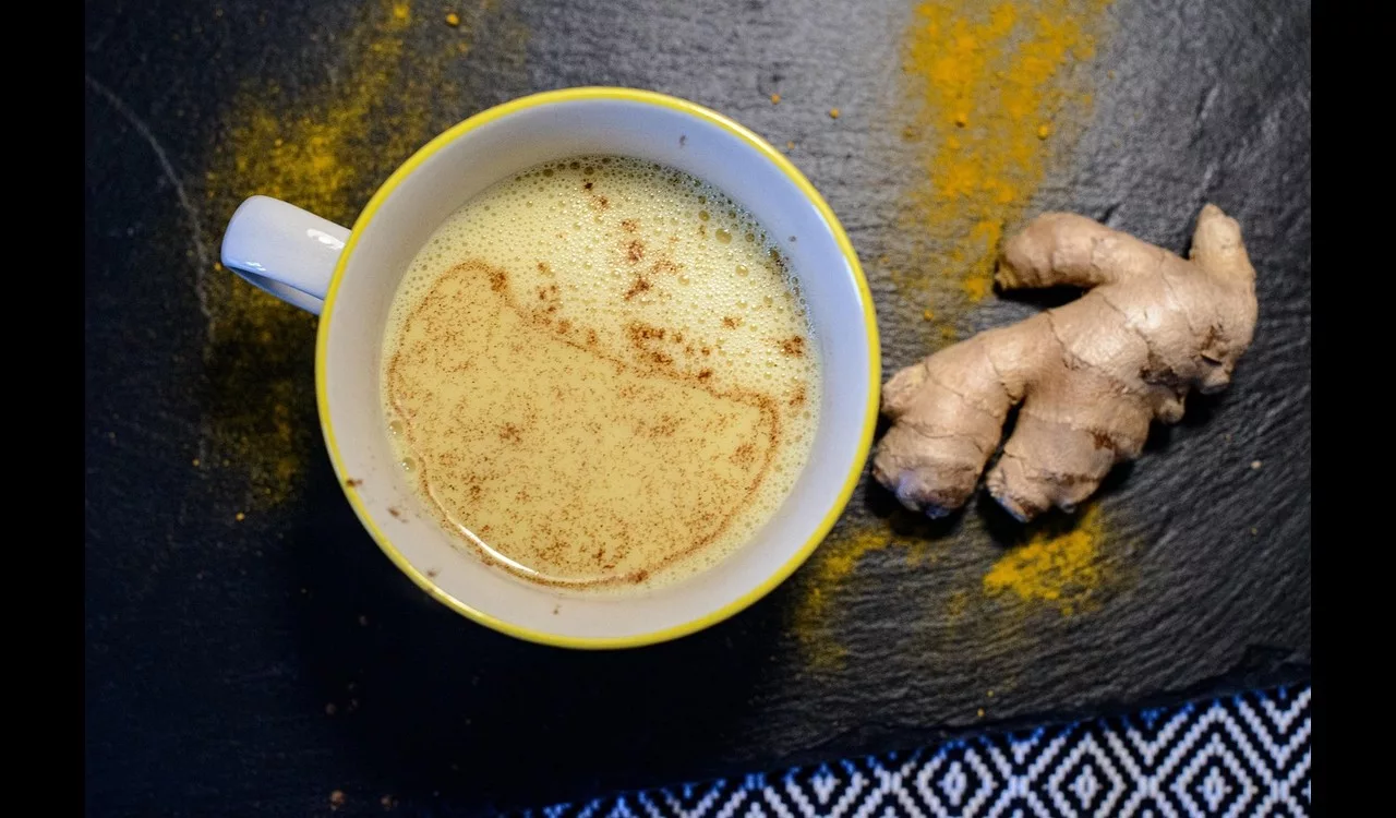 Aranytej recept és jótékony hatások – tényleg egészséges a kurkumás ital?