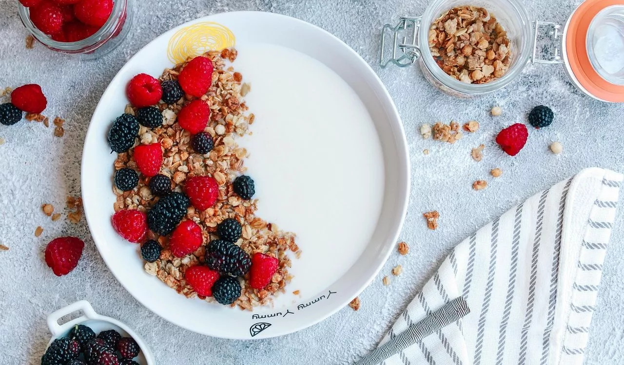 Granola az igazság tükrében – Rejtett cukrok, marketingfogások és egy jobb alternatíva: granola házilag